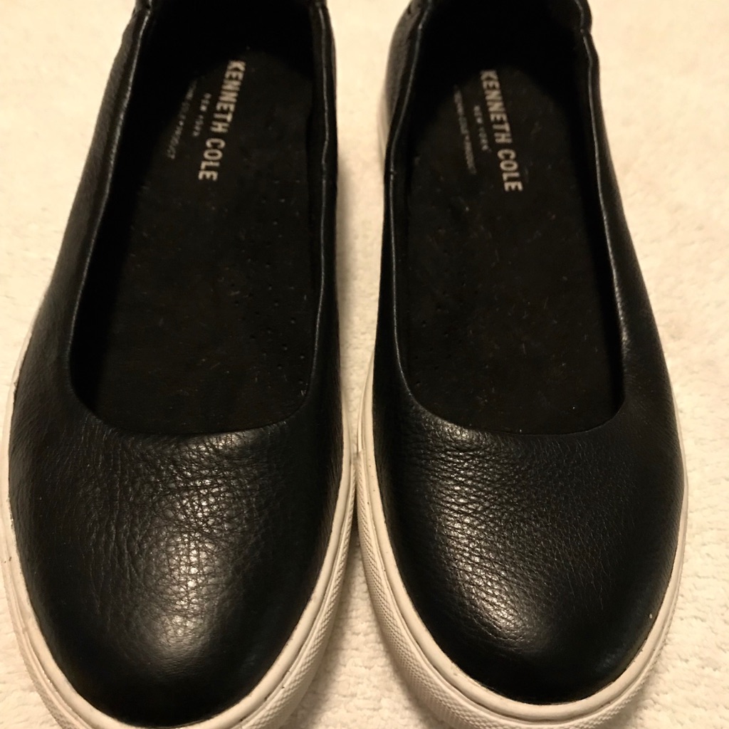 Almost Brand New Stylish Loafers By Kenneth Cole Box 54 Almost Brand New Stylish Loafers By Kenneth Cole Box 54